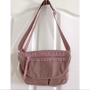 lululemon Festival Bag II Quicksand